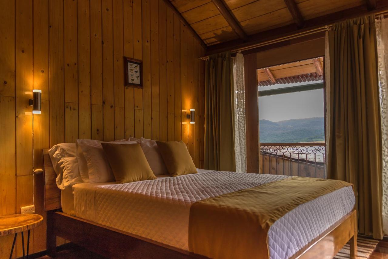 Отель Casa De Vista Alta Миндо Экстерьер фото